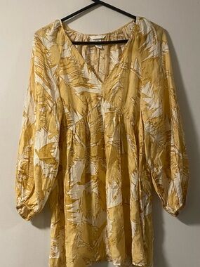 Women's Yellow Patterned V-Neck Mini Dress